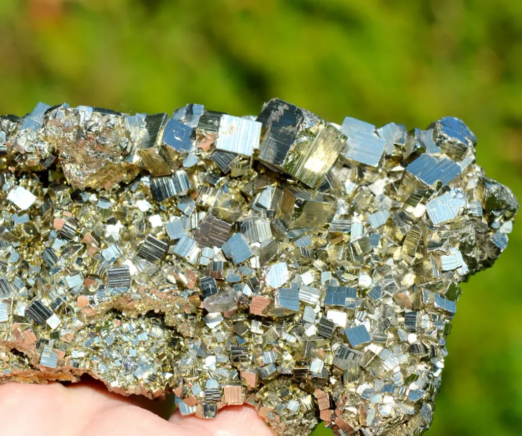 Pyrite 736 grams - Huarón mining district, Huayllay district, Pasco province, Pasco, Peru - image 5