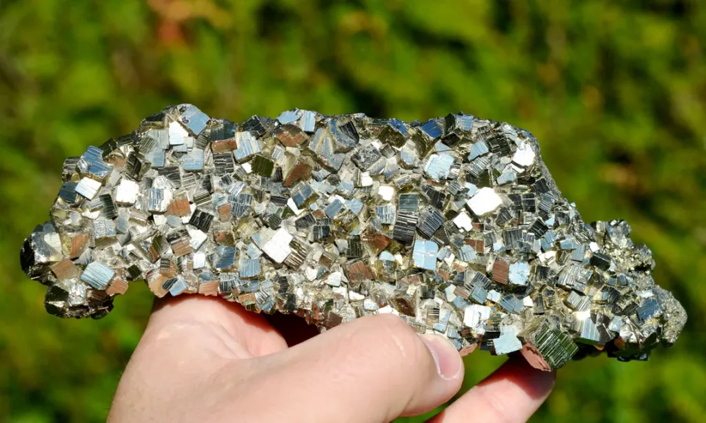 Pyrite 736 grams - Huarón mining district, Huayllay district, Pasco province, Pasco, Peru - image 3