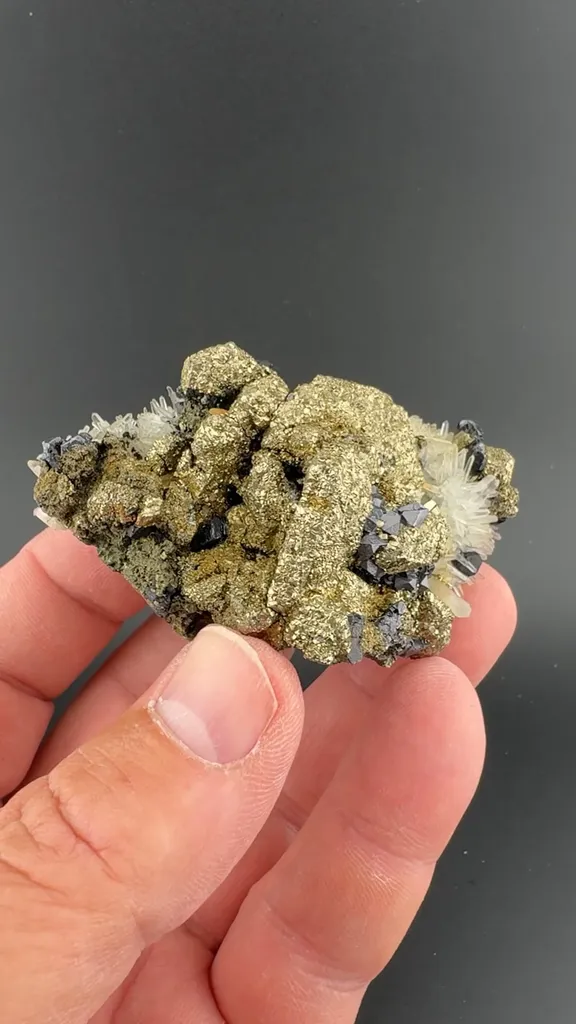 Pyrite after Pyrrhotite with Quartz image
