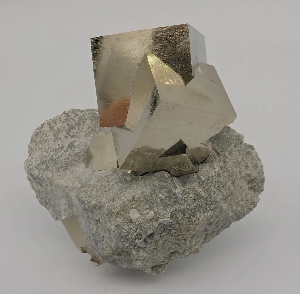 Pyrite - image 3