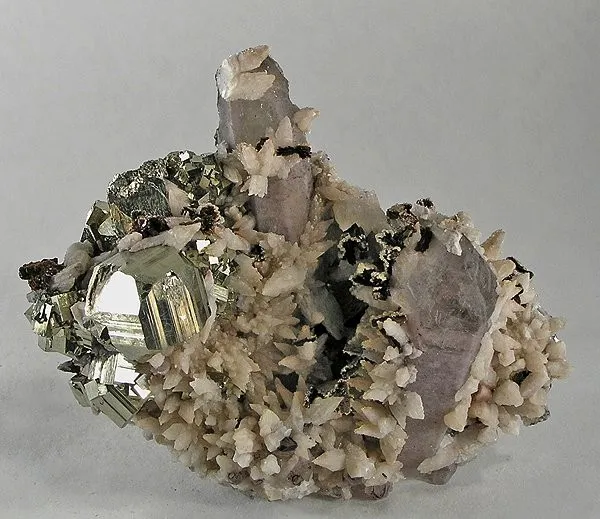 Pyrite, Calcite, Hubeite, Quartz image