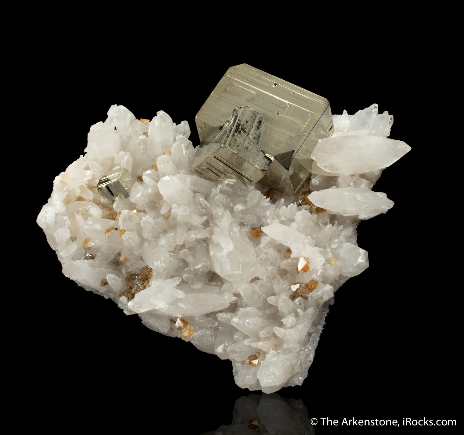 Pyrite, Scheelite and Quartz - image 2
