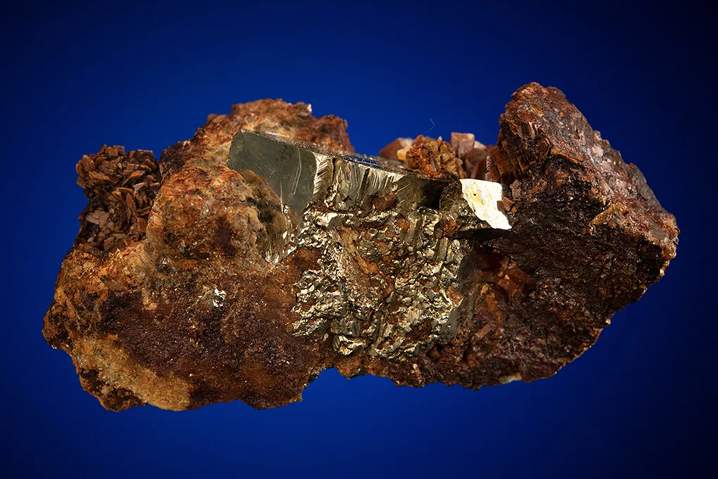 Pyrite with Siderite - image 3