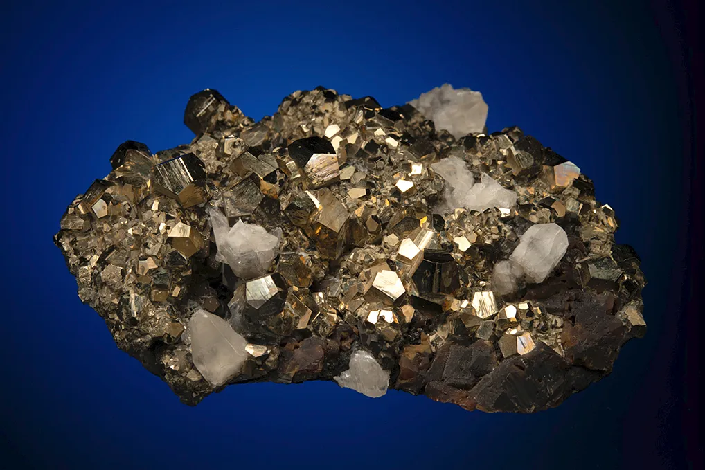 Pyrite with Sphalerite and Calcite - image 3