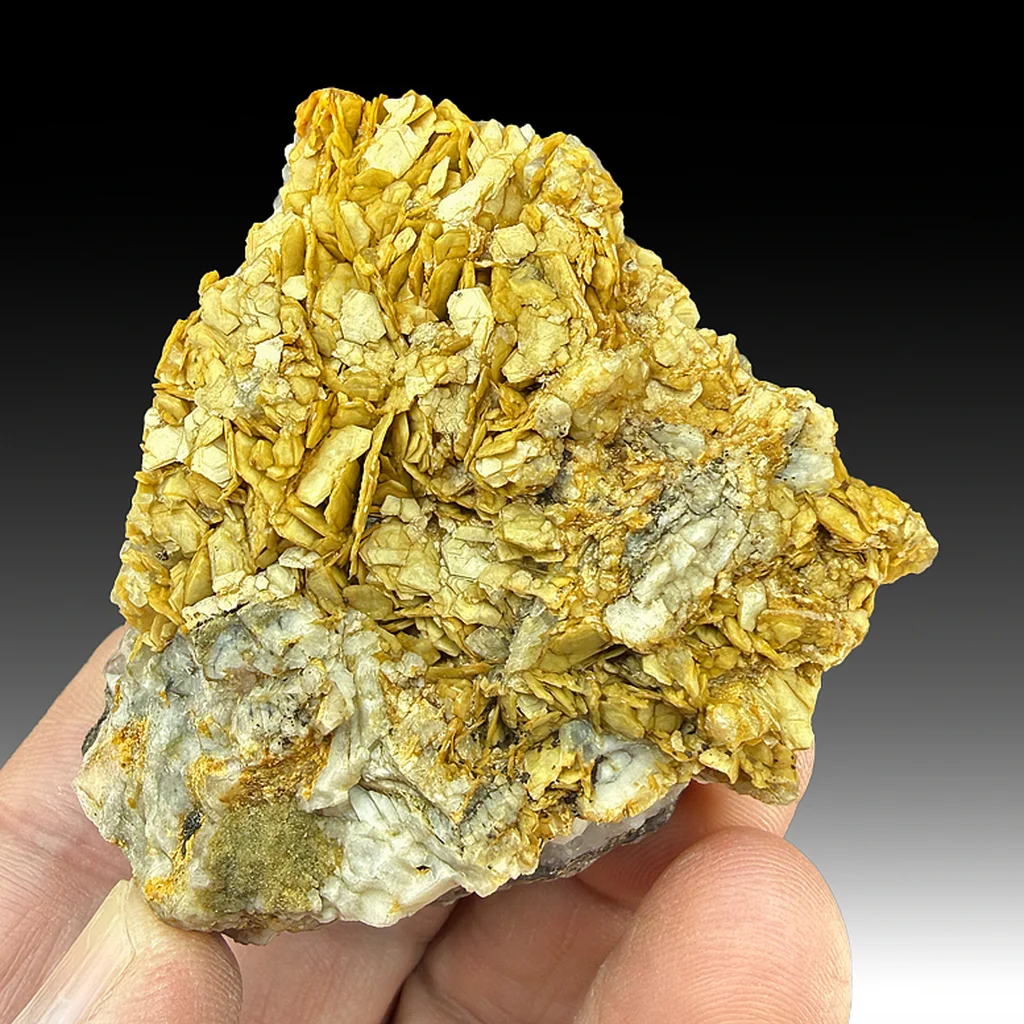 Pyroaurite from Långban Mine, Värmland County, Sweden - image 1
