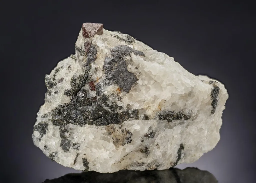 PYROCHLORE with Diopside and Calcite image