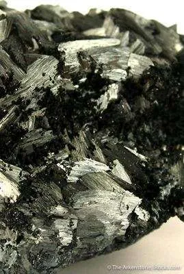 Pyrolusite - image 2