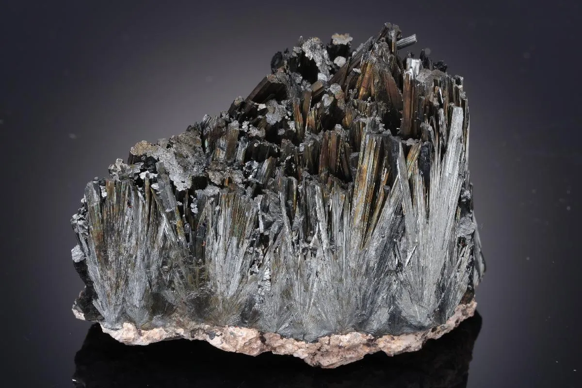 Pyrolusite - image 1