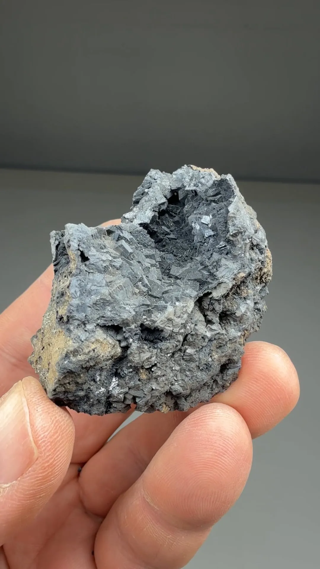 Pyrolusite after Ramsdellite - image 2