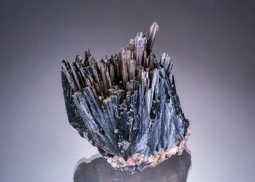 Pyrolusite - image 2