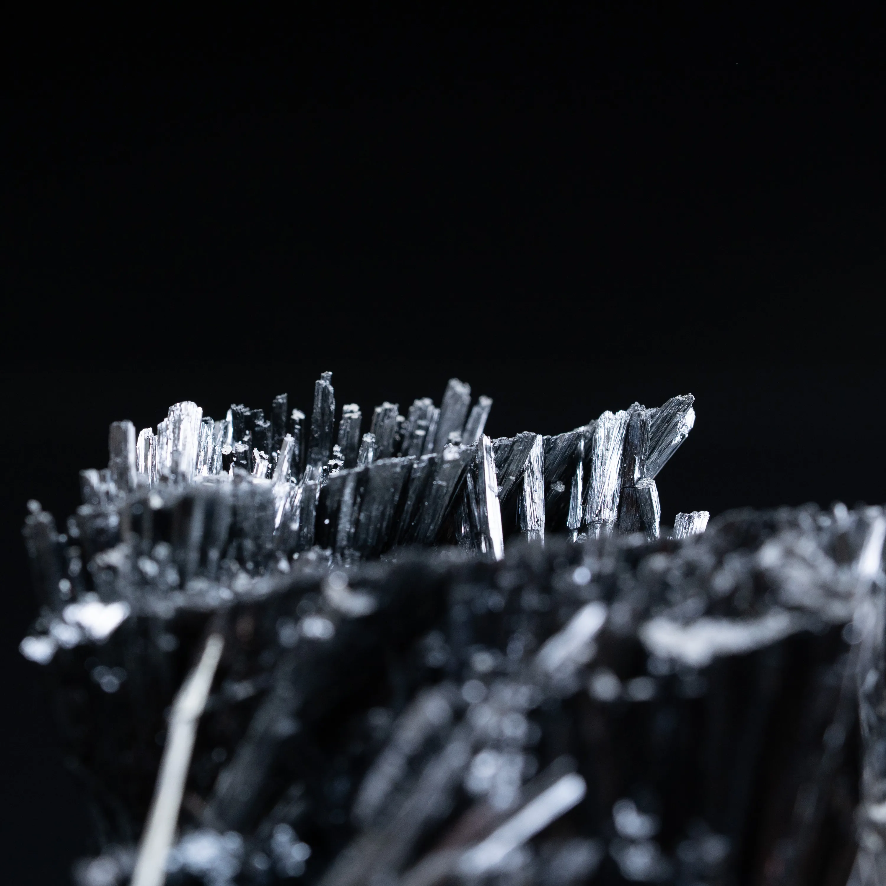 Pyrolusite from Germany, Baden-Württemberg, Gremmelsbach - image 5