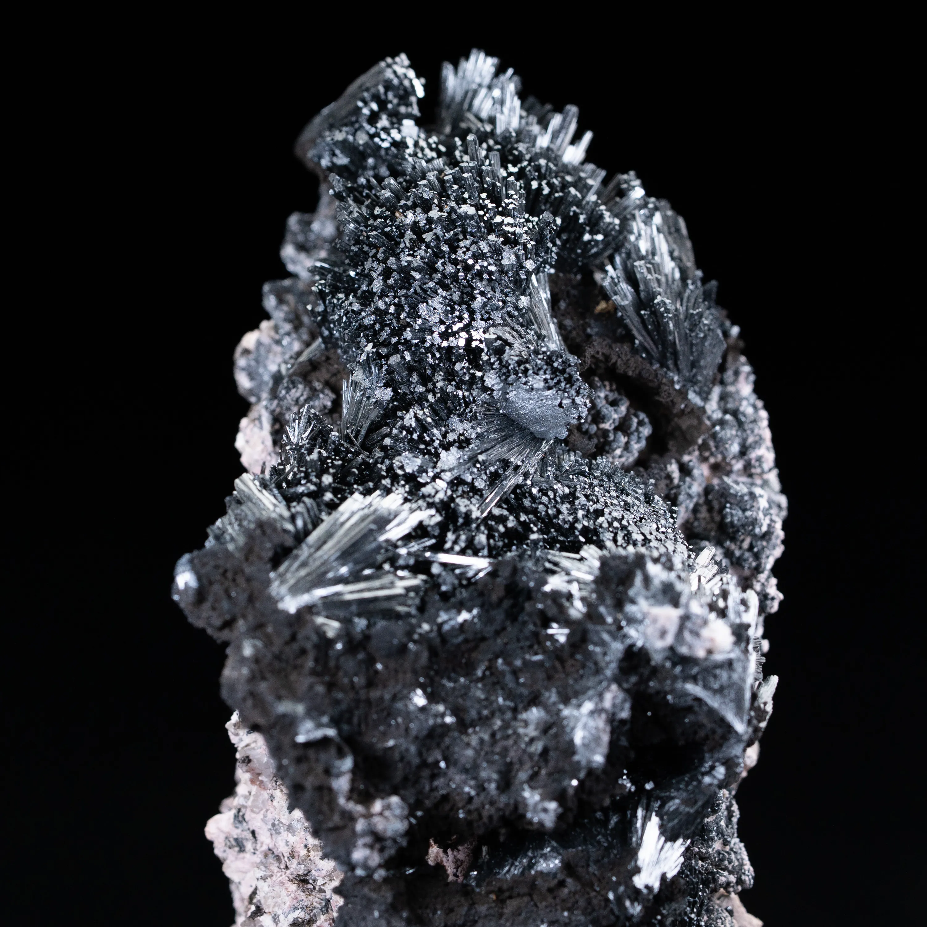 Pyrolusite from Germany, Baden-Württemberg, Gremmelsbach - image 8