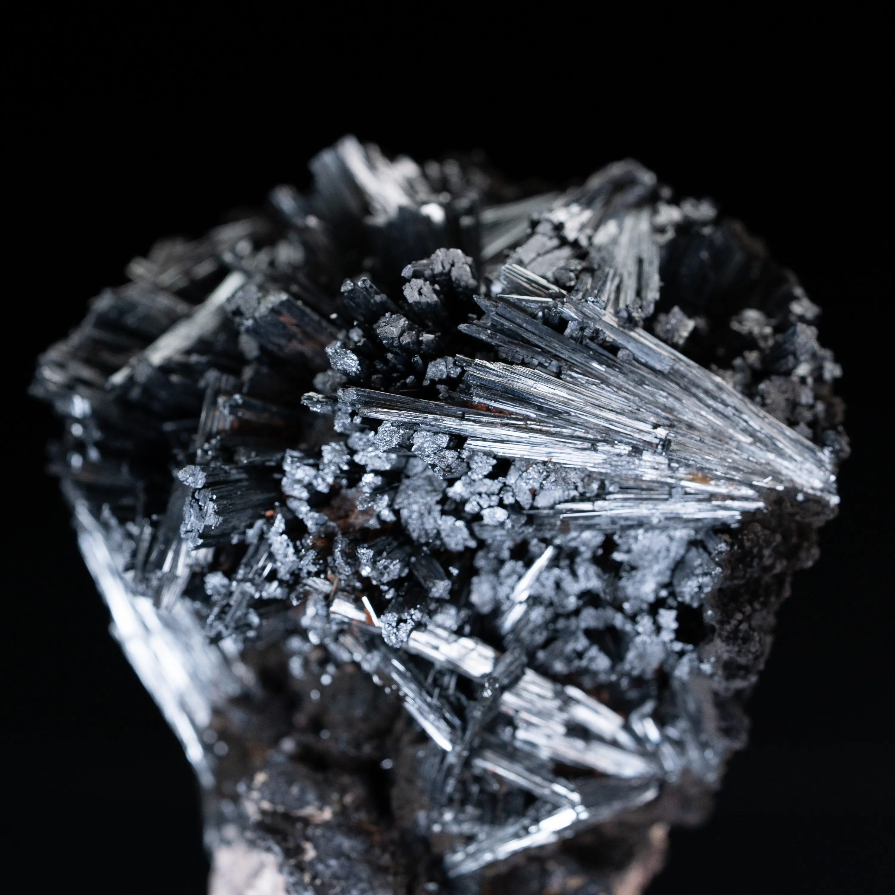 Pyrolusite from Germany, Baden-Württemberg, Gremmelsbach - image 4