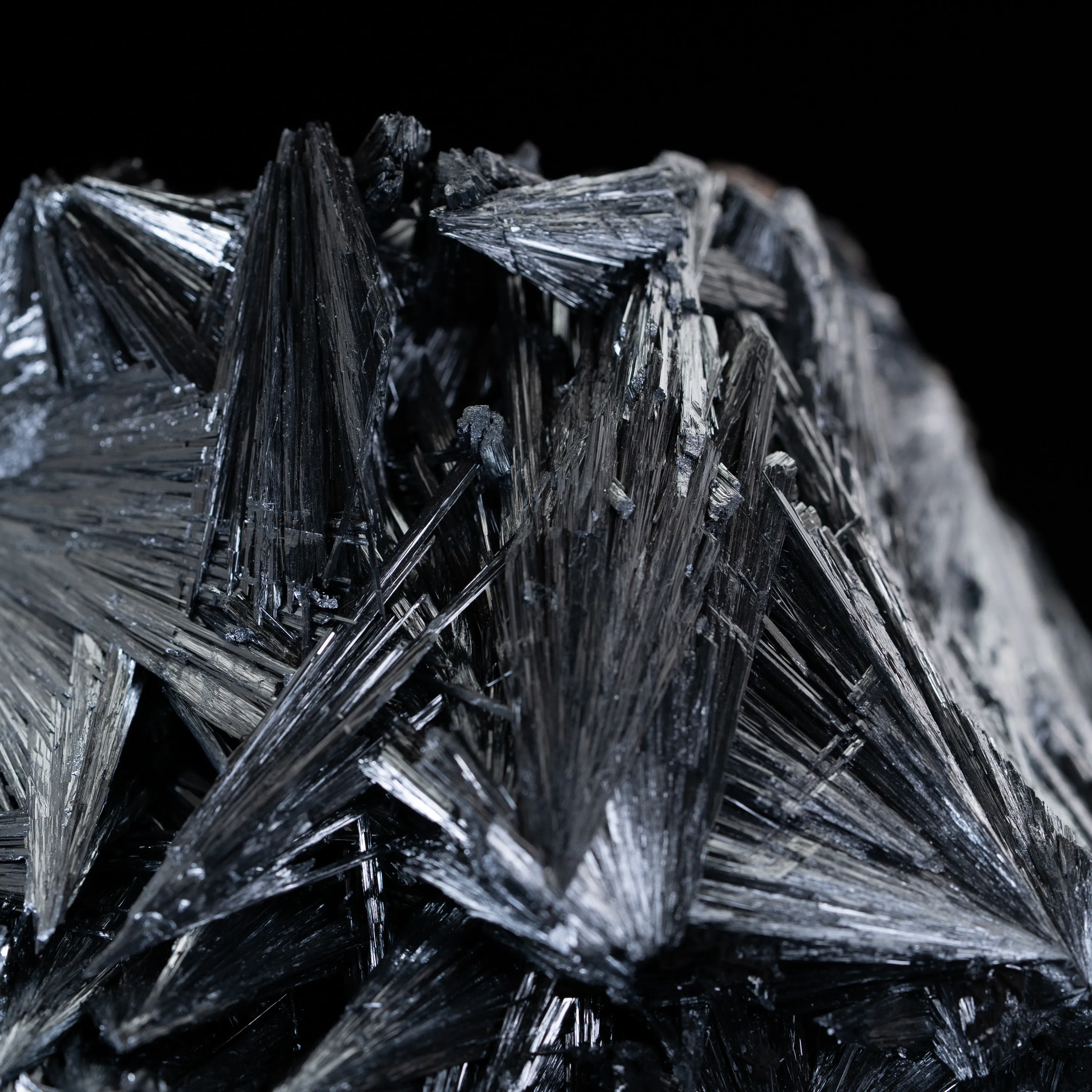 Pyrolusite from Germany, Baden-Württemberg, Gremmelsbach - image 7