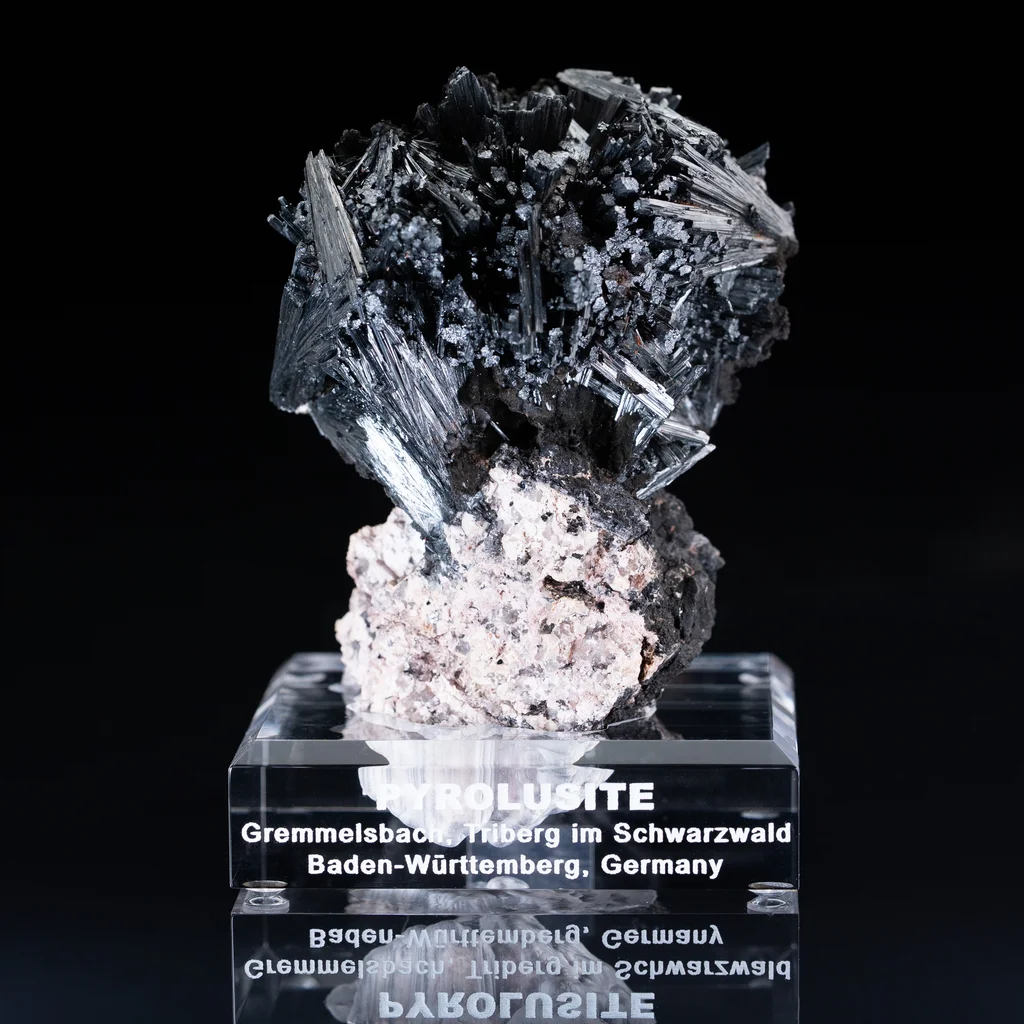 Pyrolusite from Gremmelsbach, Baden-Württemberg, Germany image