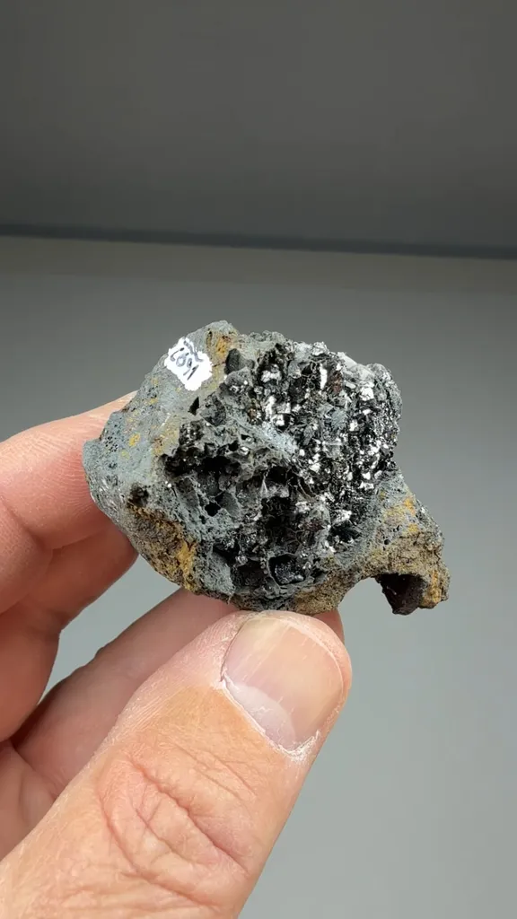 Pyrolusite with Barite - image 2