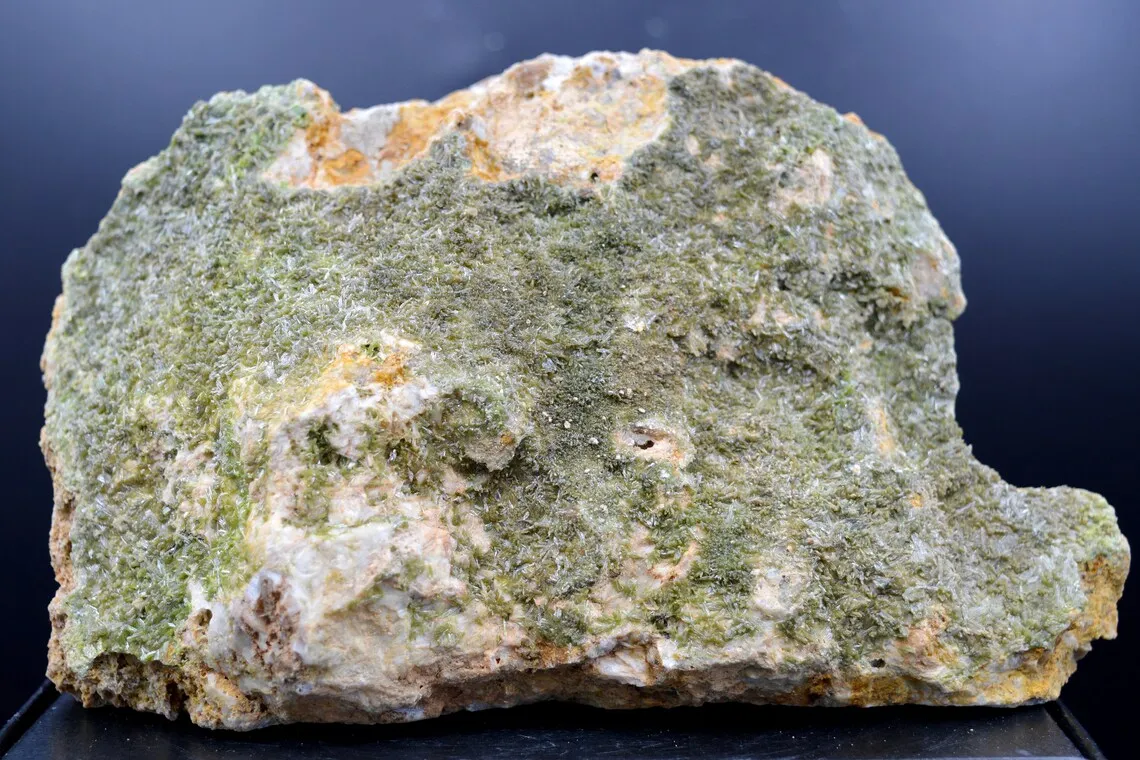 Pyromorphite 1635 grams - Steinbach, Cernay, Haut-Rhin, Grand Est, France - image 7