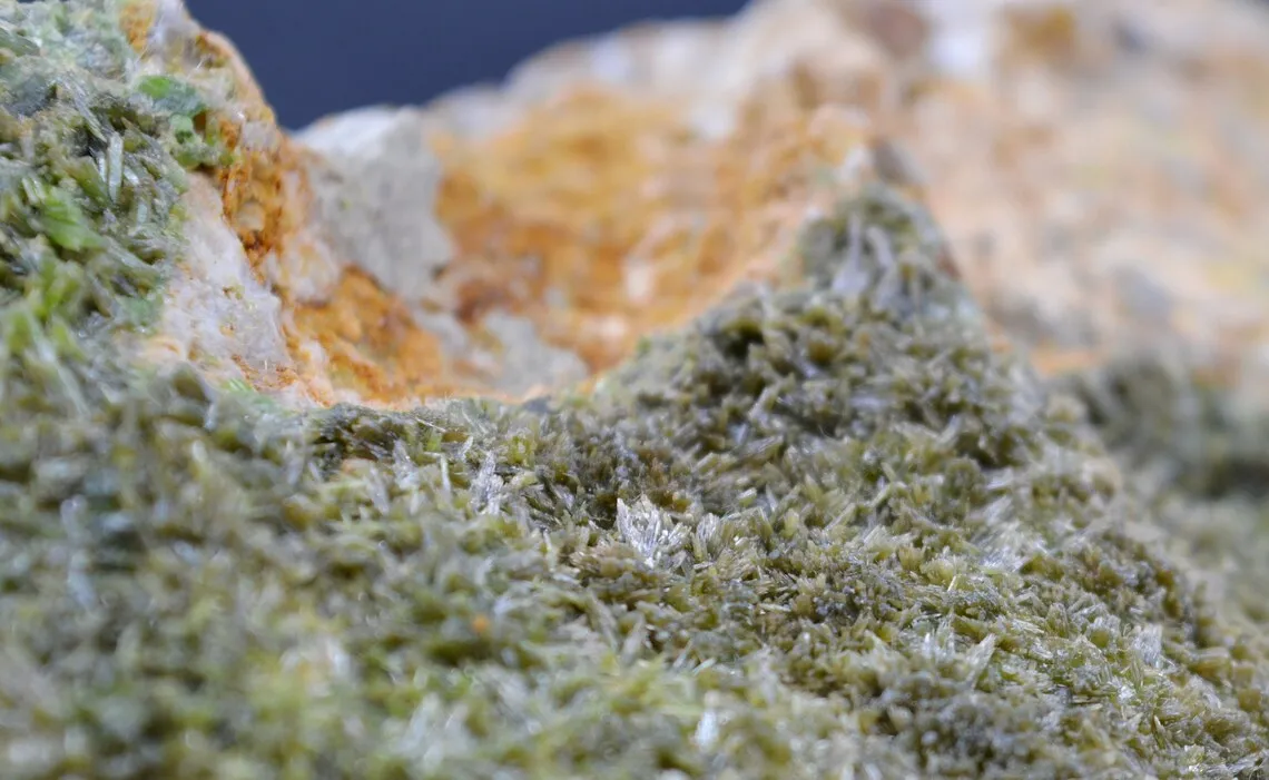Pyromorphite 1635 grams - Steinbach, Cernay, Haut-Rhin, Grand Est, France - image 3