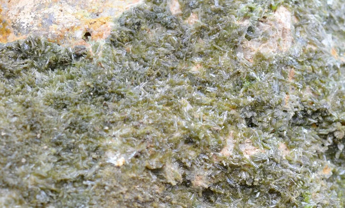 Pyromorphite 1635 grams - Steinbach, Cernay, Haut-Rhin, Grand Est, France - image 4