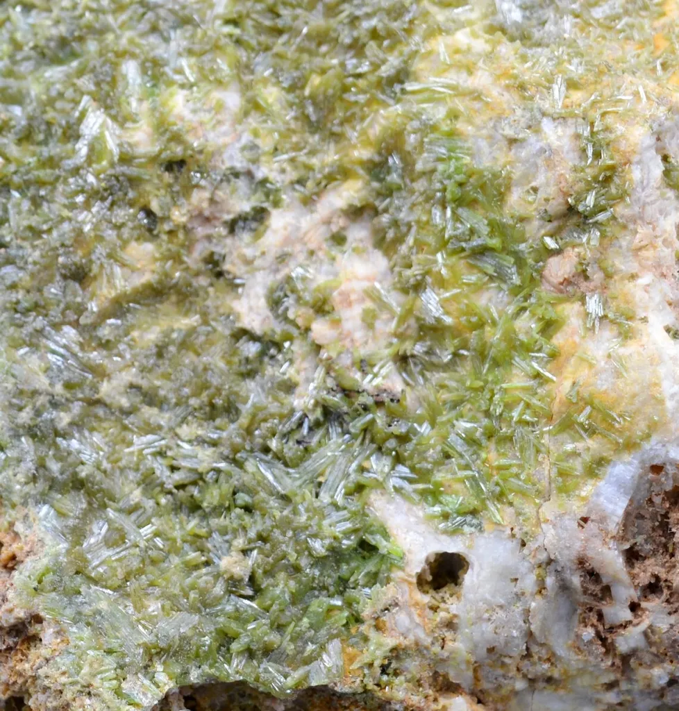Pyromorphite 1635 grams - Steinbach, Cernay, Haut-Rhin, Grand Est, France - image 5