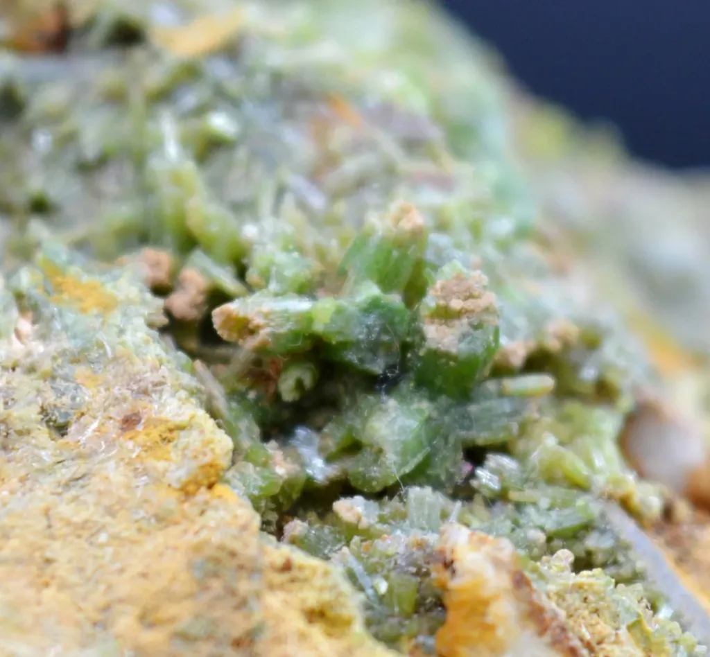 Pyromorphite 784 grams - Steinbach, Cernay, Haut-Rhin, Grand Est, France - image 7