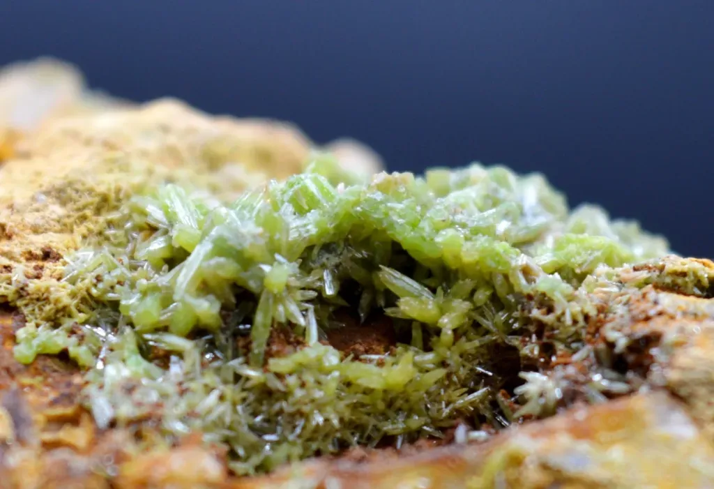 Pyromorphite 784 grams - Steinbach, Cernay, Haut-Rhin, Grand Est, France - image 4