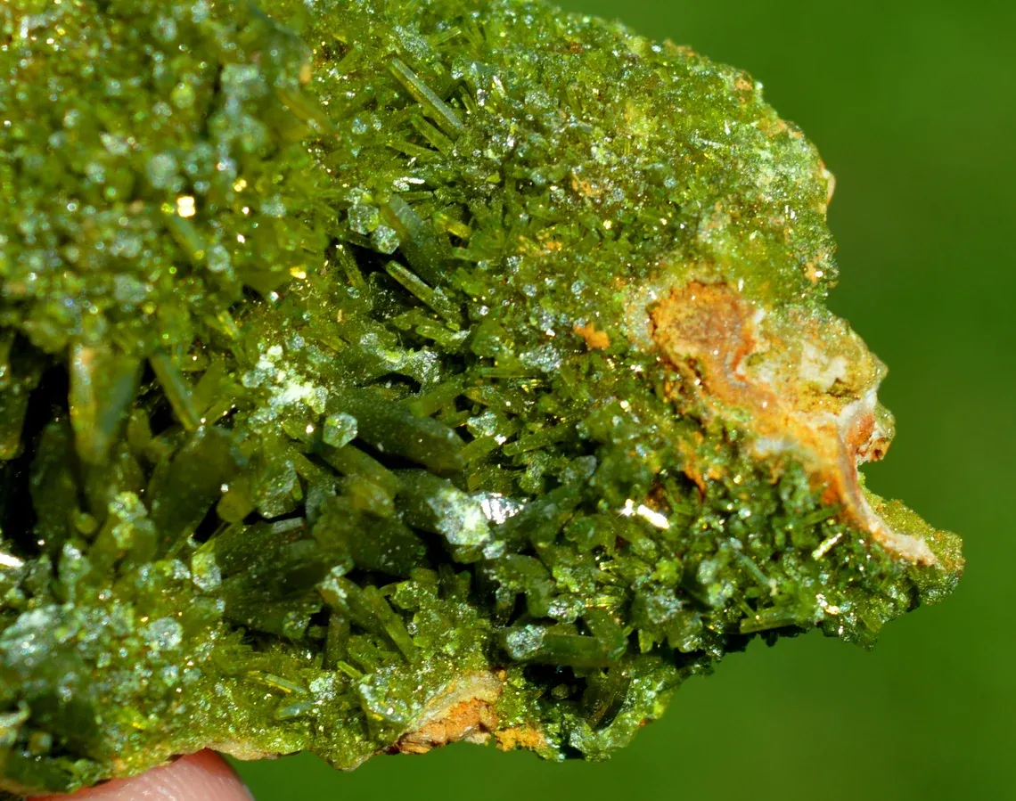 Pyromorphite 83 grams - Le Rossignol Mine, Chaillac Mines, Chaillac, Le Blanc, Indre, France - image 4
