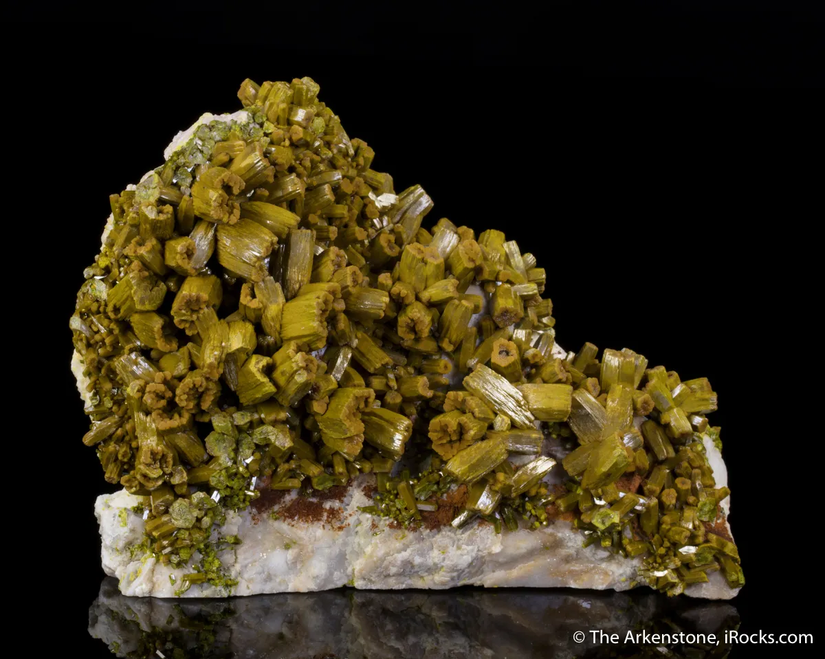 Pyromorphite and Barite - image 8