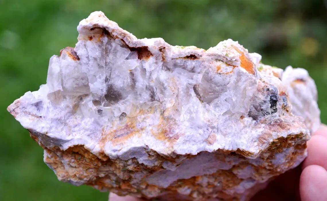 Pyromorphite Barite Fluorite 1170 grams - Chaillac Mine, Indre, Centre-Val de Loire, France - image 8