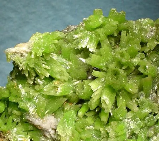 Pyromorphite, Cerussite - image 2