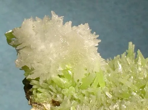 Pyromorphite, Cerussite - image 2