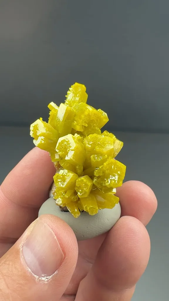 Pyromorphite (J52) image