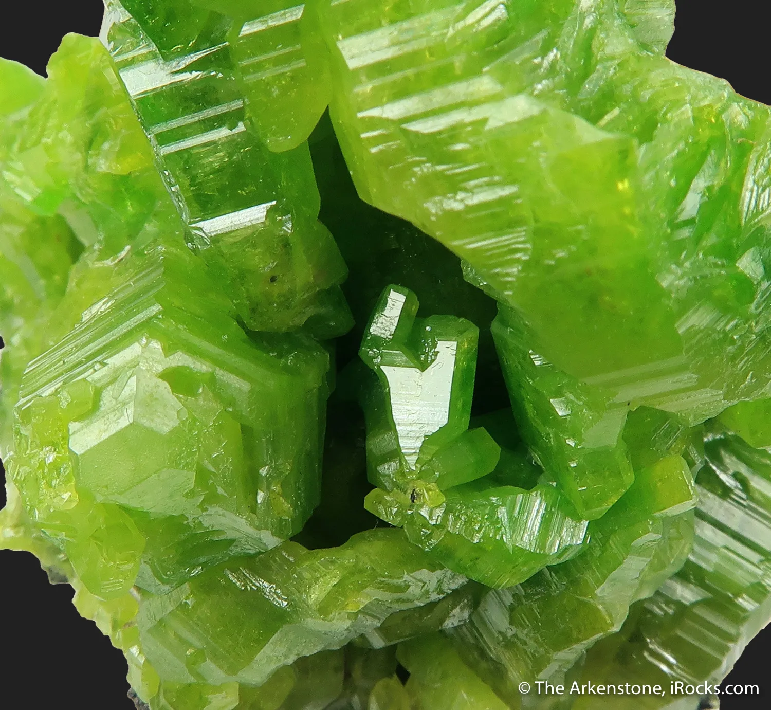 Pyromorphite (large, hoppered crystals) - image 4