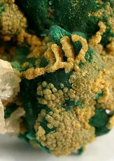 Pyromorphite, Malachite, Cerussite - image 2