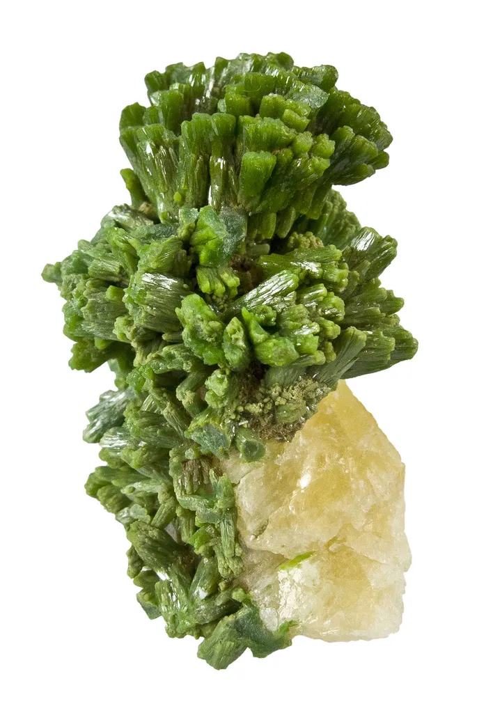 Pyromorphite on Baryte - image 3