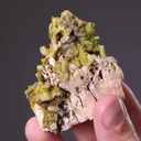 Pyromorphite on Baryte - image 2