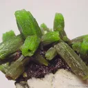 Pyromorphite on Baryte - image 2