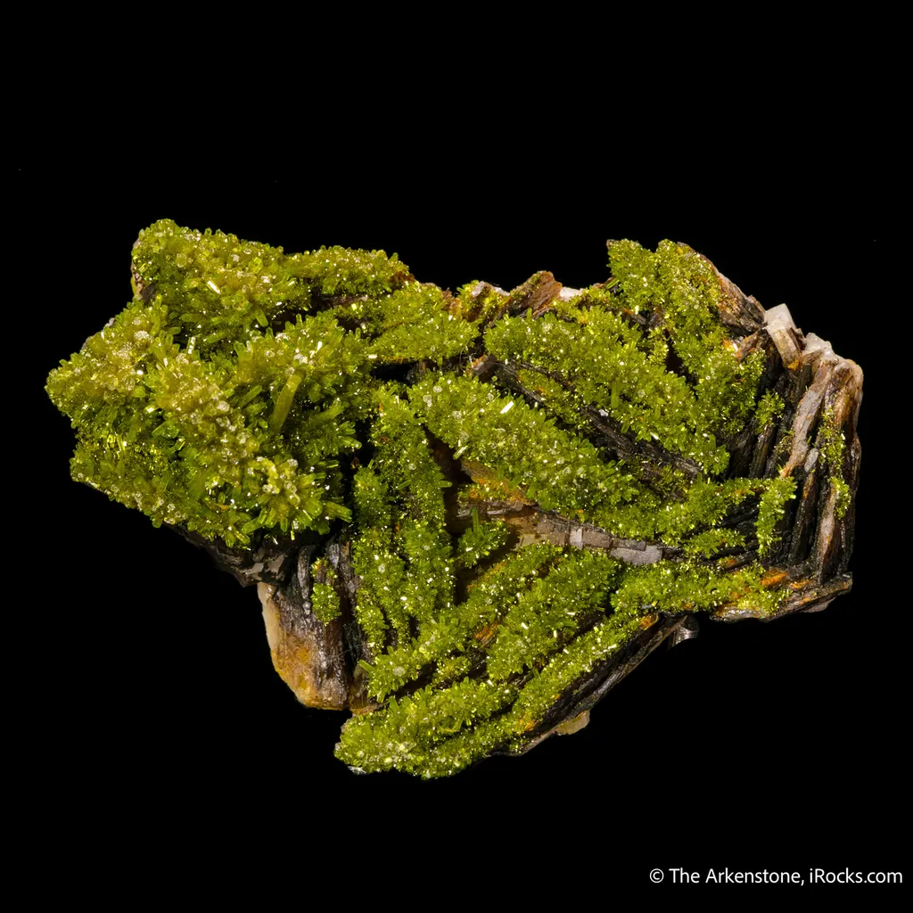 Pyromorphite on Baryte image