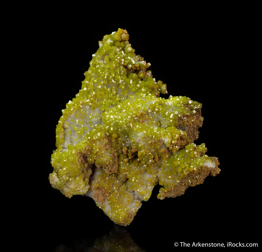 Pyromorphite on Calcite image