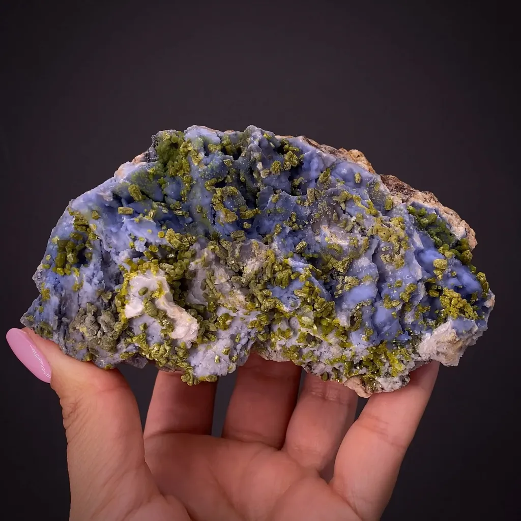 Pyromorphite on Plumbogummite (circa mid-1800s) image