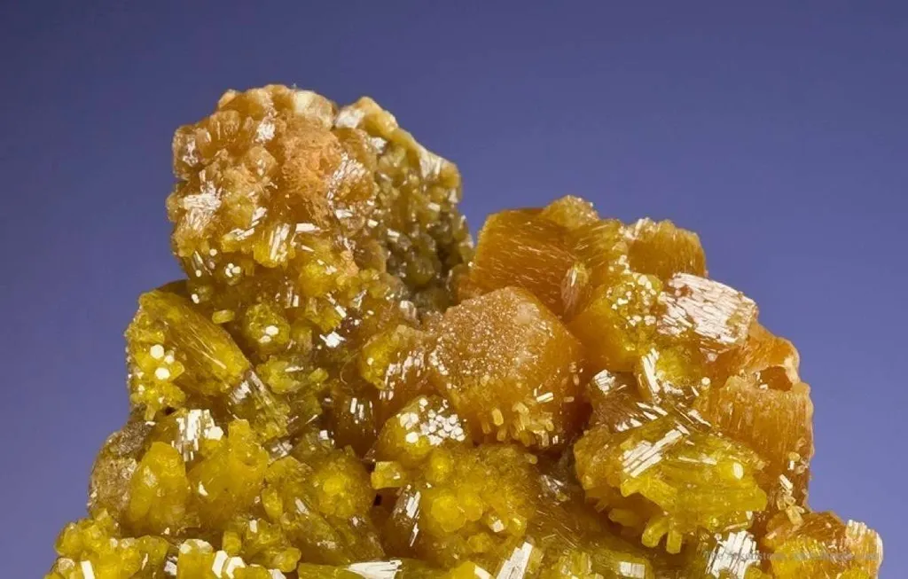 Pyromorphite on Pyromorphite - image 4