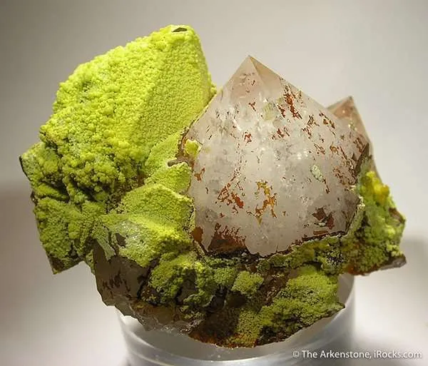 Pyromorphite on Quartz - image 1