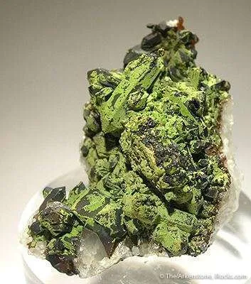 Pyromorphite on Quartz - image 2