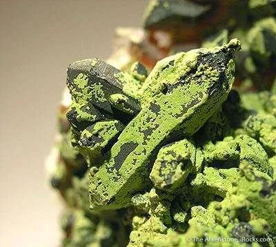 Pyromorphite on Quartz - image 4