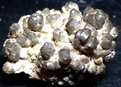 Pyromorphite, Polysphaerite image