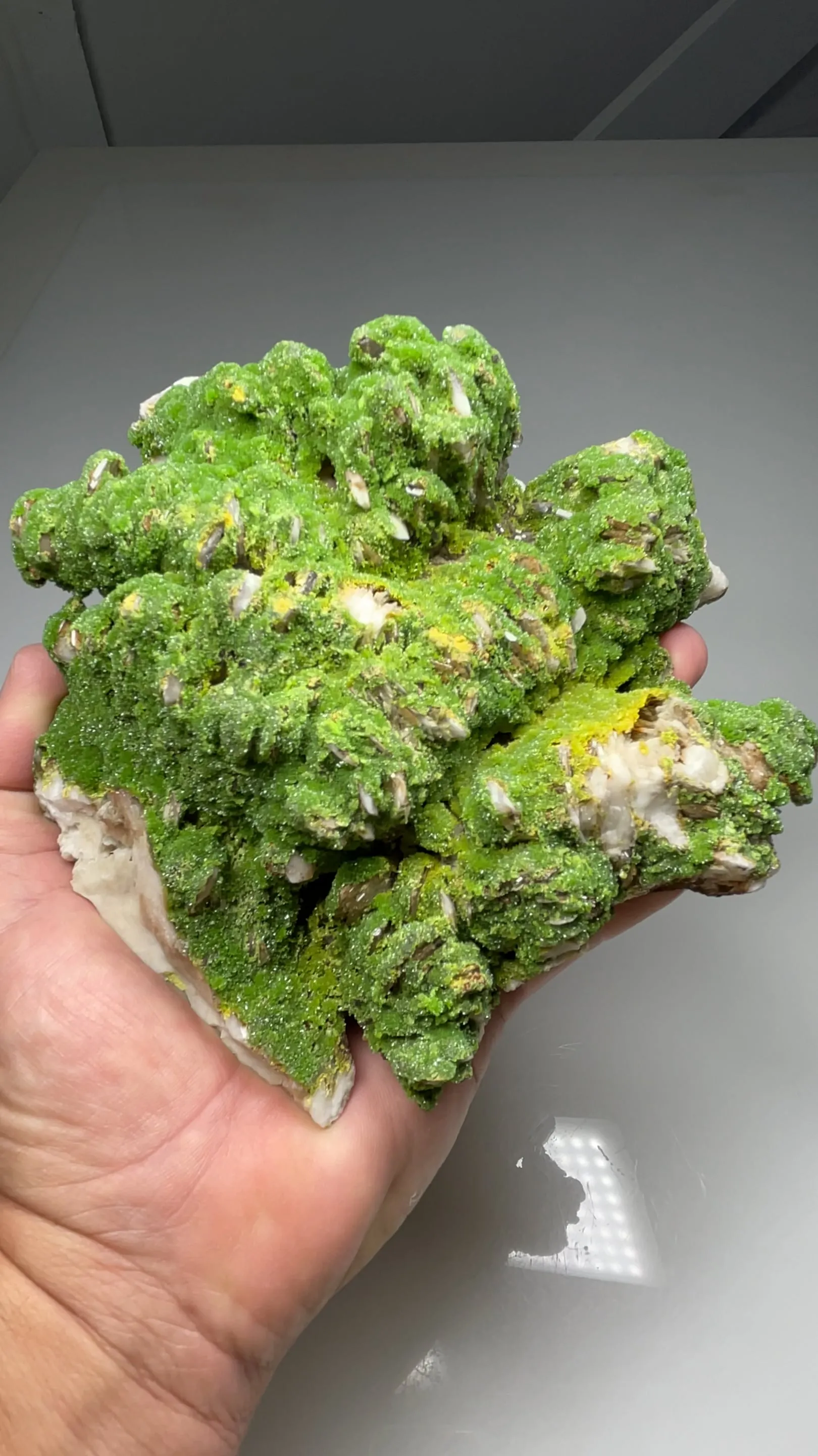 Pyromorphite with Barite - image 2