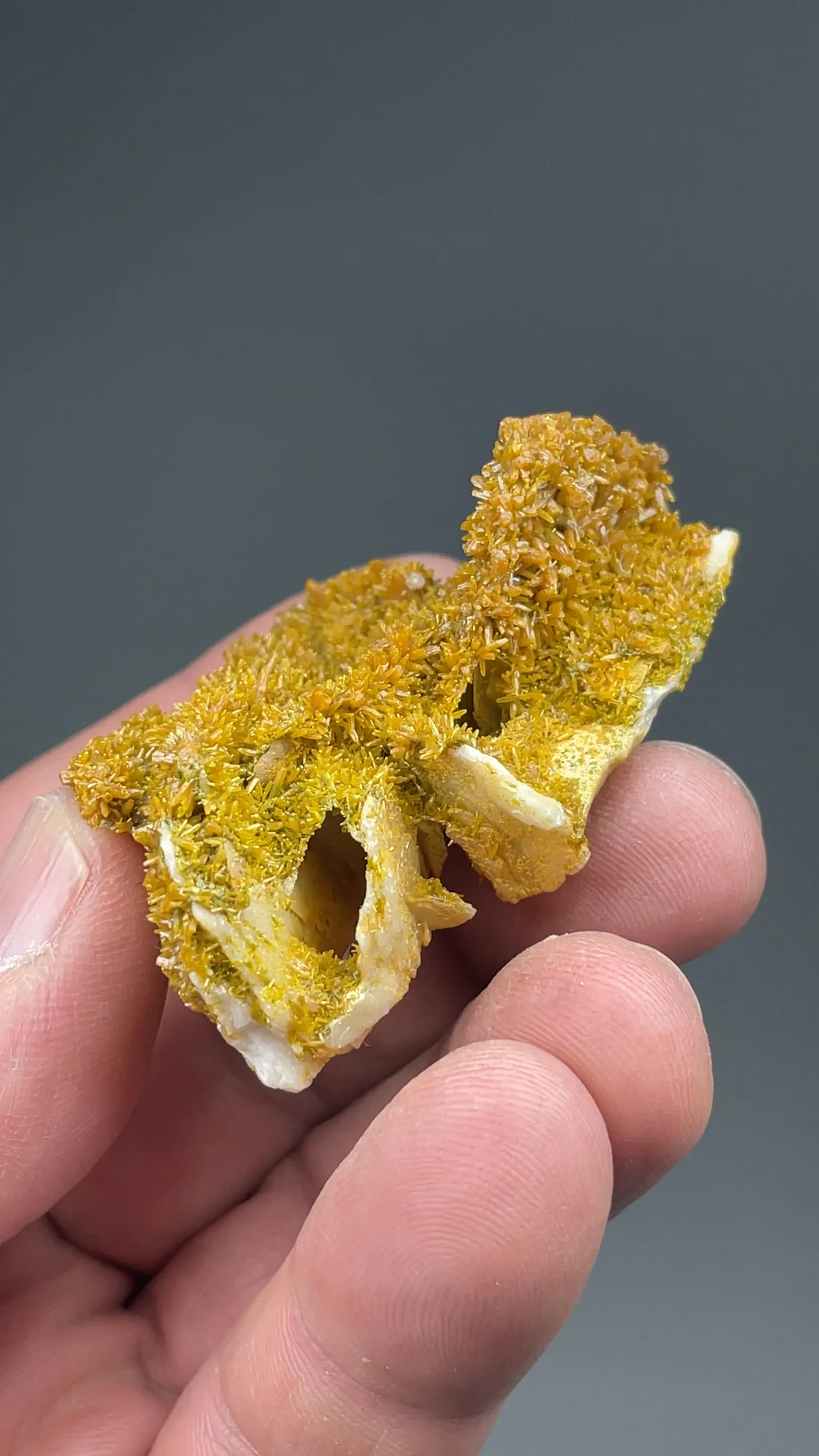 Pyromorphite with Barite - image 2