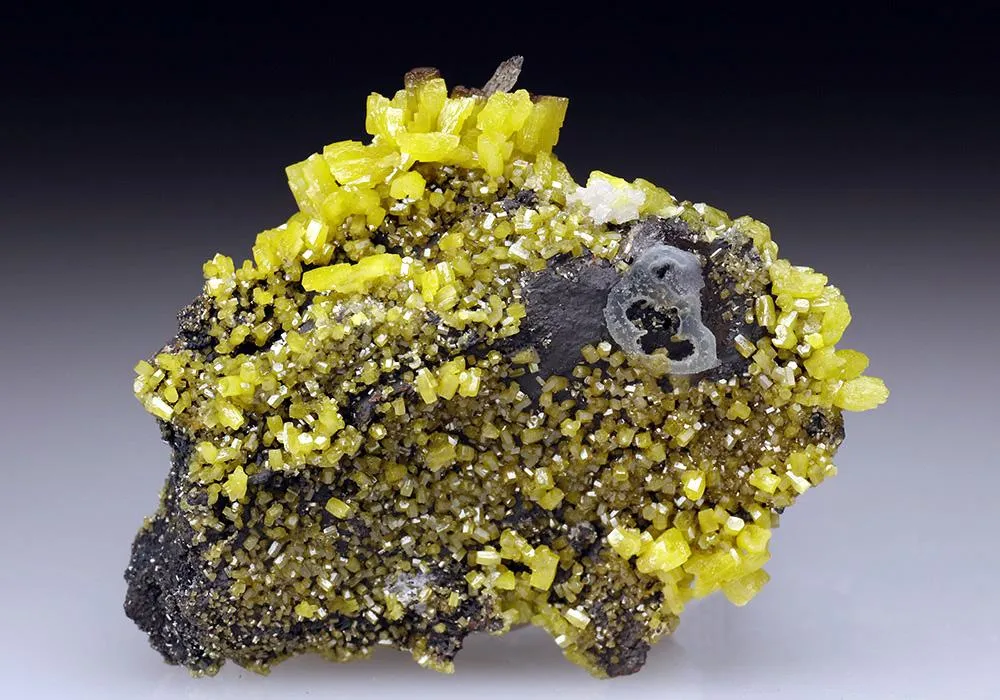 Pyromorphite with Cerussite image