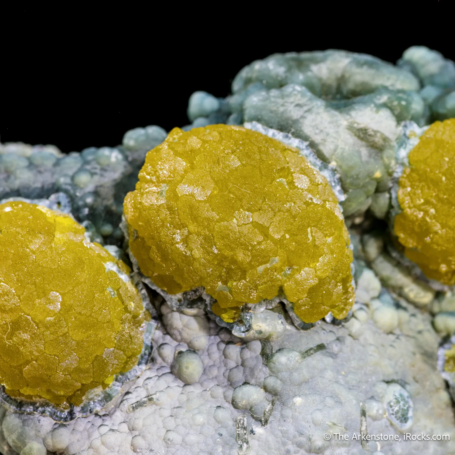 Pyromorphite with Plumbogummite after Pyromorphite - image 4