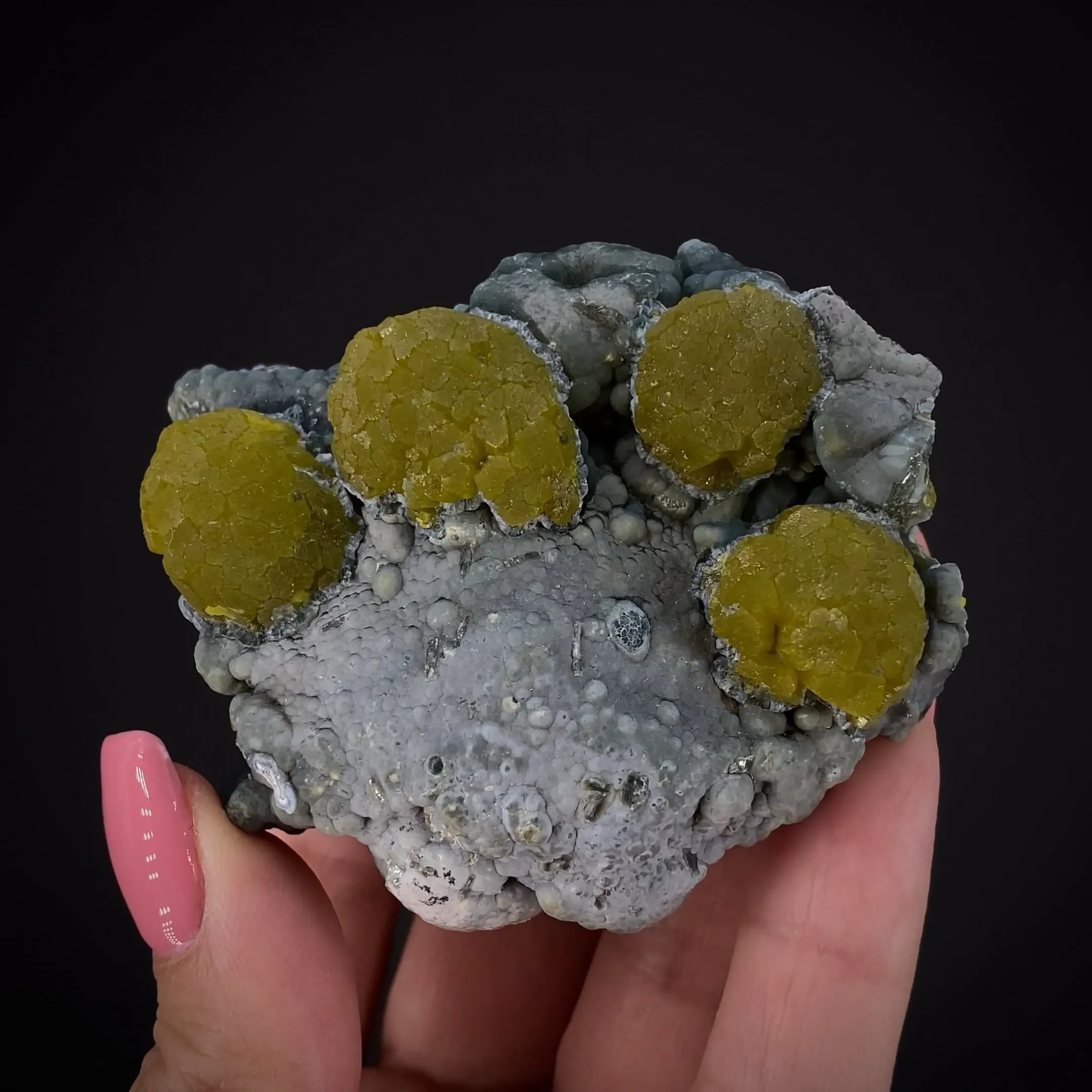 Pyromorphite with Plumbogummite after Pyromorphite - image 2